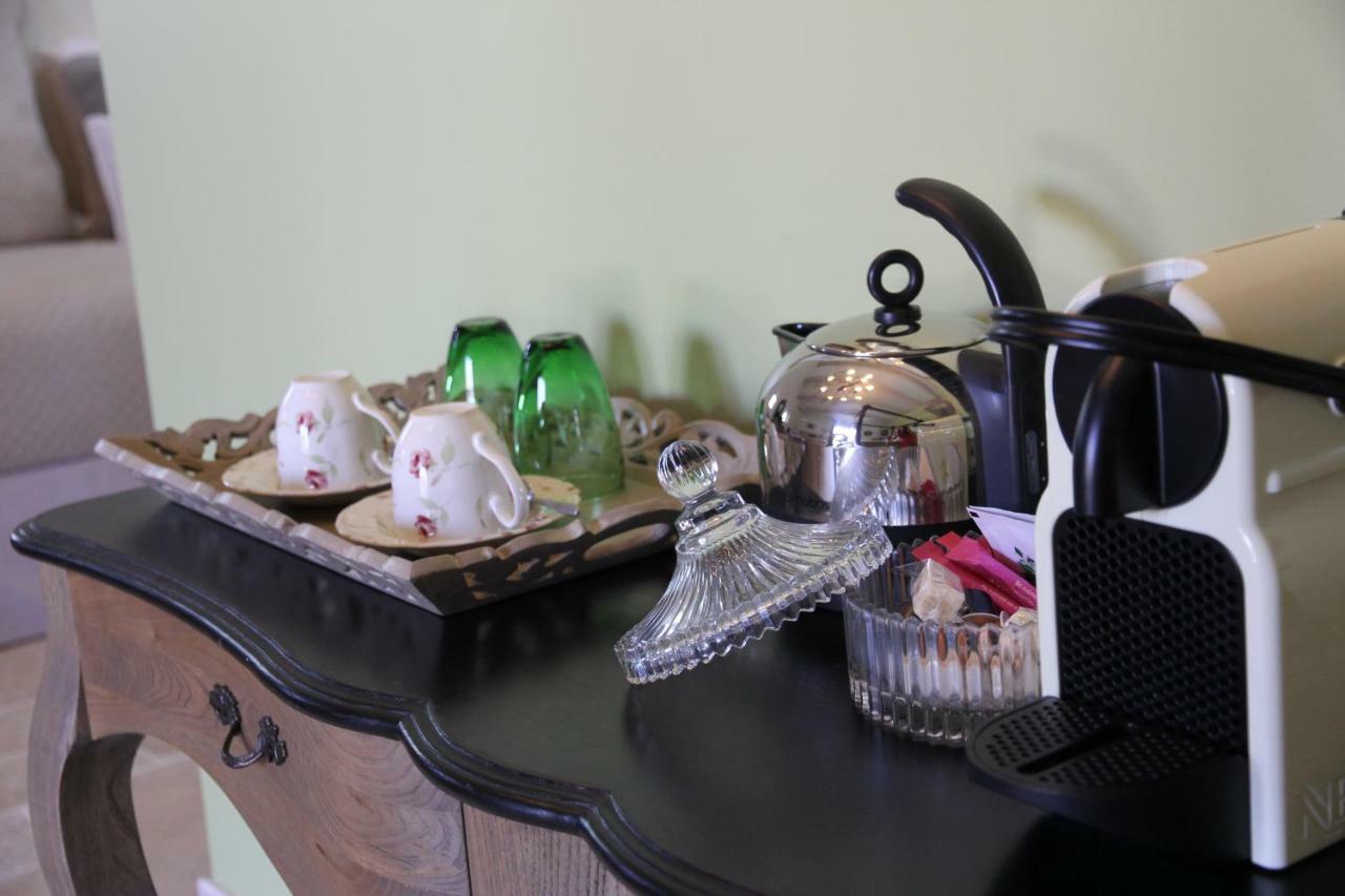 Le Pre De L'Aube Bed & Breakfast Montjoyer Exterior photo